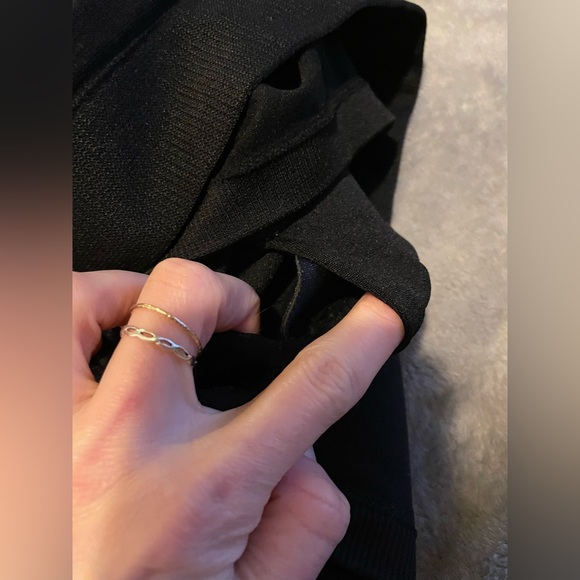 Black mesh workout crop top - Picture 6 of 6